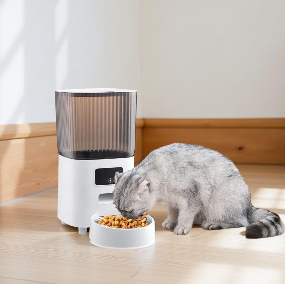 Distributeur de Croquettes pour Chat Connecté